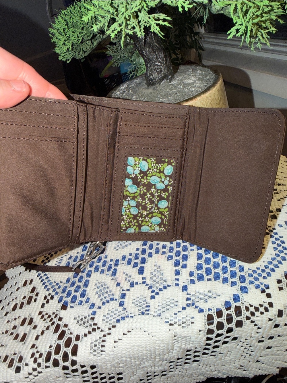 Vera Bradley Brown Quilted Floral Crossbody Wallet - Picture 6 of 12